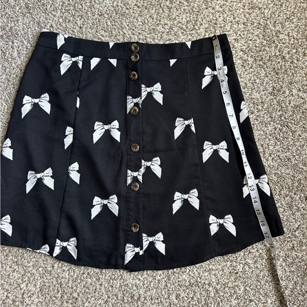 NWT Poppy Lux Elaine Skirt Black White Bow Mini Skirt Preppy Neutral Girlie 10 - Picture 5 of 5